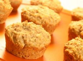 MUFFINS DE BANANA COM AVEIA